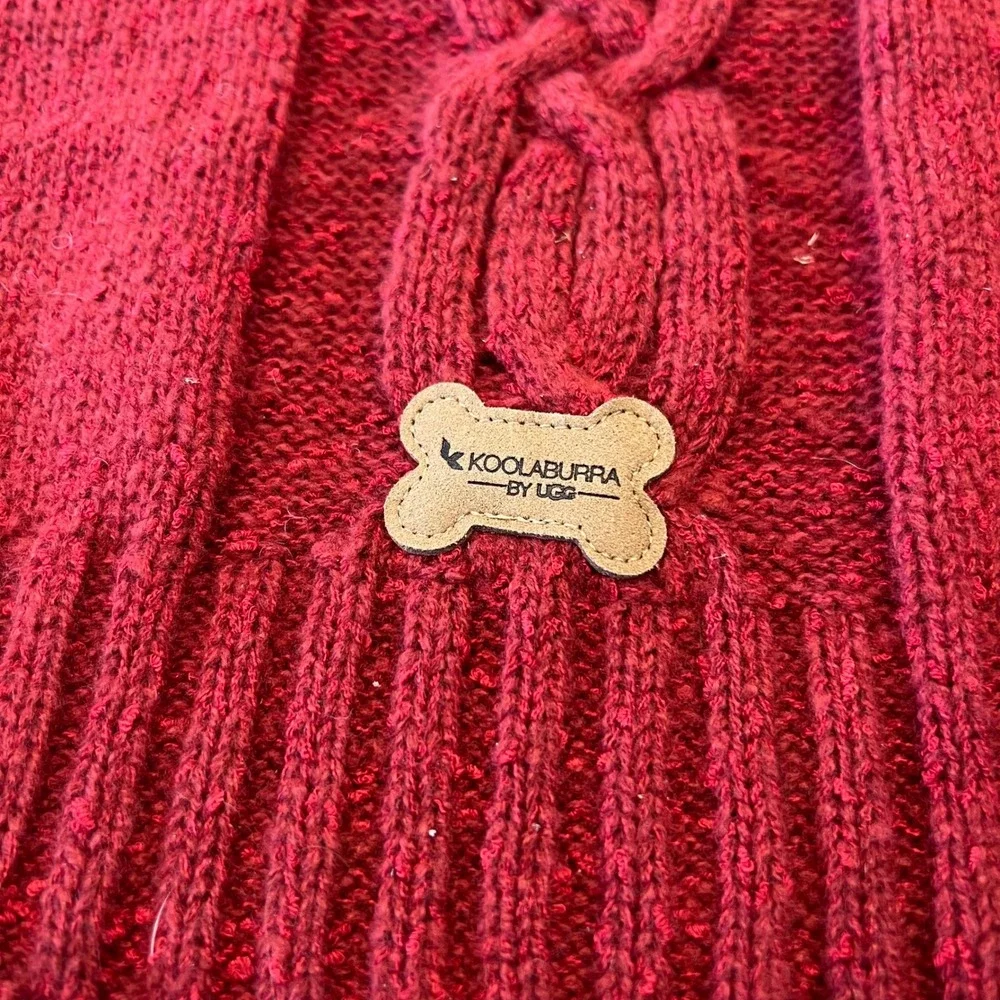 Koolaburra by UGG Red Knit‎ Dog Sweater & Collar  Bundle
